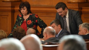 Нинова определи българската външна политика като безгръбначна и безхарактерна