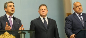 Премиер и военен министър се разминаха в оценките на новата мигрантска заплаха