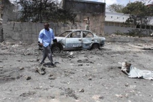 Кола бомба се взриви в следствената служба в столицата на Сомалия