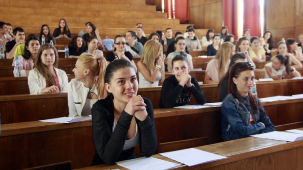 2050 са кандидат-студентите в Медицинския университет в София
