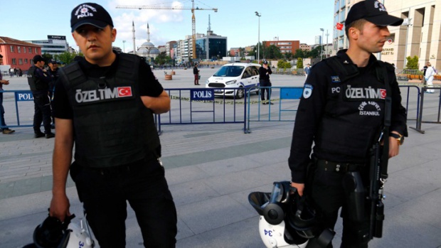 Турция разби база на ПКК, в която са планирани атентати