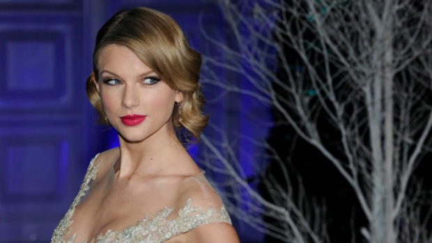 Тейлър Суифт е най-високоплатената знаменитост