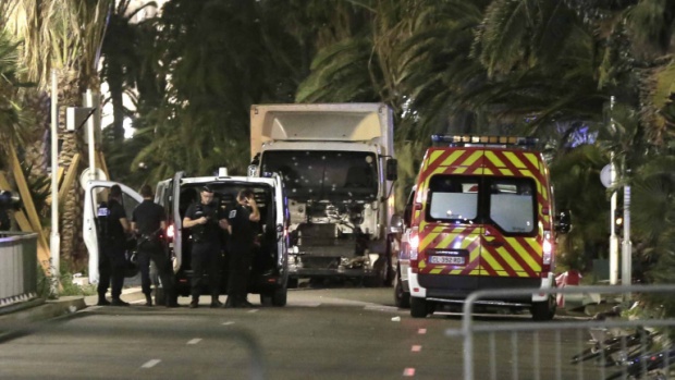 Кадри от залавянето на терориста от Ница (ВИДЕО)