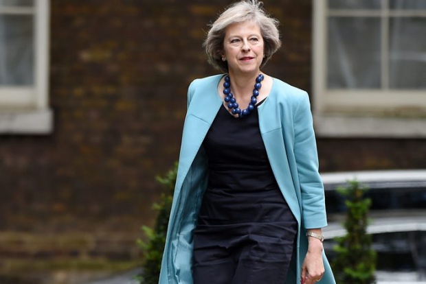 Тереза Мей постави въпроса за ядреното въоръжение на Великобритания