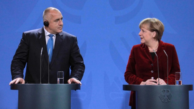 Борисов иска от Фронтекс техника, кораби и хеликоптери за границата, Меркел също обещала да помогне