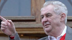 Милош Земан: Чехия да отхвърли поетите ангажименти за приемането на бежанци