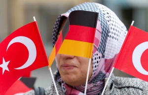 Засилва се вълната от турци към Германия
