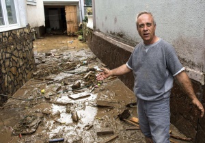 Над 5000 семейства са пострадали при наводненията в Македония