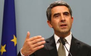 Президентът назначи 6 нови посланици на България