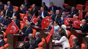 Турски дипломати бягат в САЩ и Русия