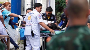 Четирима загинали след серия от взривове в Тайланд