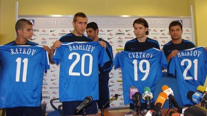 Левски върна фланелките с имената на футболистите