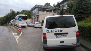 Стара Загора: Бизнесмен беше прострелян в офиса си