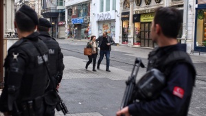 След поредицата от нападения в Турция, страната повишава нивото на терористична заплаха