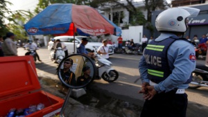 В Камбоджа строги мерки срещу преписването на матурите