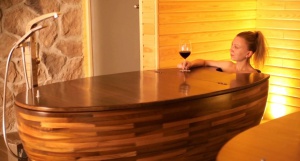 Uva Nestum Wine & SPA пренася гостите си с винено пътешествие до Гърция