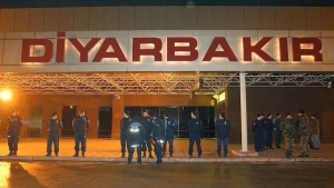 Обстрелваха с ракети летището в Диарбекир, няма жертви