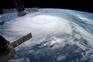 Тропическа буря се превърна в ураган