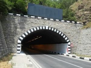 Ремонтът на тунел "Витиня" ще се забави до пролетта на 2017 година