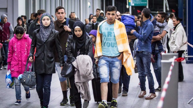 Германия отказва на мигрантите достъпа до страната