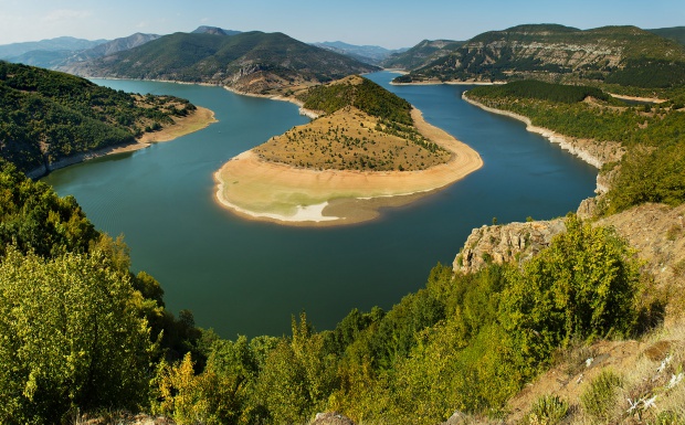 Няма опасност от преливане на реките в България