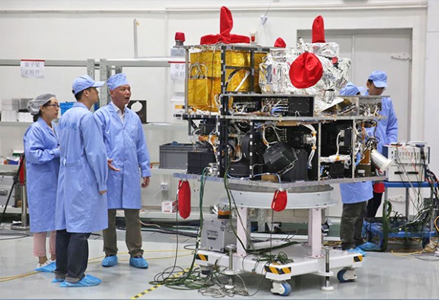 Китай изстреля първия в света квантов комуникационен спътник