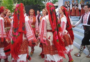 Народни носии ще се носят на празника на градинарската чорба в Златарица