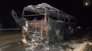 Автобус изгоря на АМ "Струма", пътниците се прибирали към Молдова