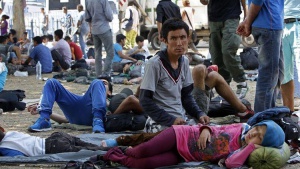 Мигрантите, искащи социални помощи в Германия, са се увеличили тройно