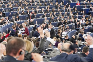 Дизелгейт: Слушания в Европарламента имало ли е "девиации" в автоиндустрията