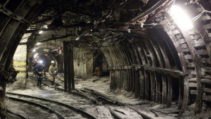 Блокада на пътя Бургас - Слънчев бряг, миньори недоволстват срещу собственика Христо Ковачки