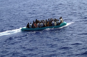 Турската брегова охрана залови 65 нелегални мигранти в Егейско море