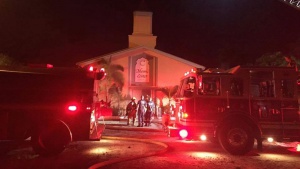 Подпалиха джамията на атентатора в нощния клуб в Орландо
