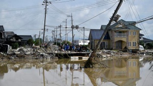 Стотици загинаха при стихийното наводнение в Северна Корея
