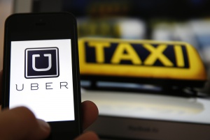 Таксиметровата услуга Uber ще използва безпилотни автомобили
