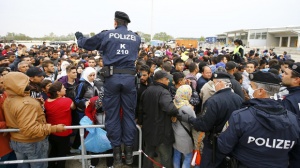 Сблъсъци между жители и бежанци в град Баутцен, Германия