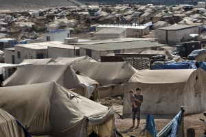 Унгария предупреждава: Европа ще се превърне в огромен бежански лагер