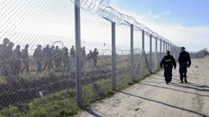 Четирима осъдени за трафик на мигранти