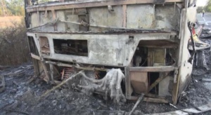 Отстраниха останките от опожарения край Крушевец автобус. Движението е нормализирано