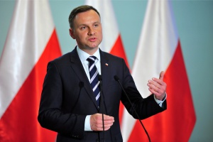Полският президент призовава за спиране на религиозния геноцид към християните