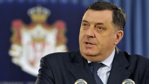 Президентът на Република Сръбска се закани да има още референдуми