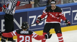 Канада разгроми Европа с 3:1 за купата по хокей