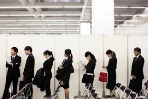 Безработицата в Япония тръгва нагоре през август