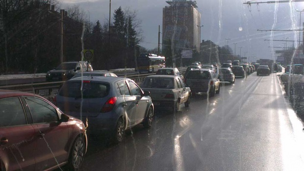 Жена загина при тежка катастрофа на Самоковско шосе