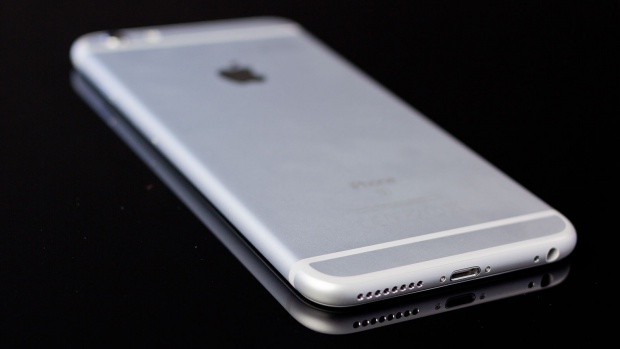 Новият iPhone 7: Водоустойчив и с двойна камера
