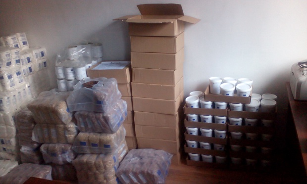 БЧК раздава хранителни пакети в Пазарджик