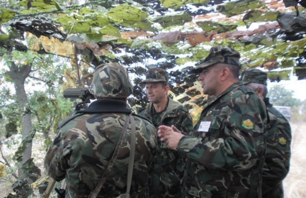 Военни от Специални сили оказаха помощ на пострадали в катастрофа