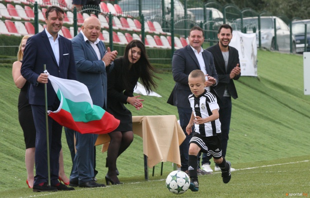 Красен Кралев закри Juventus Junior Camp