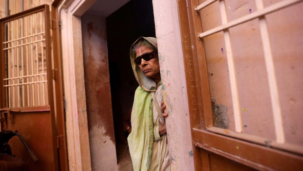 Зловеща традиция в Индия: Вдовицата, позор за семейството