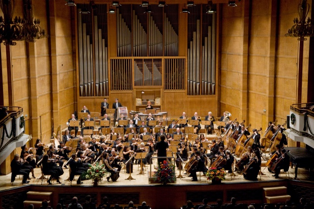 Приоритетите на Софийската филхармония през новия сезон: Развитието на оркестъра и възпитанието на нови изпълнители